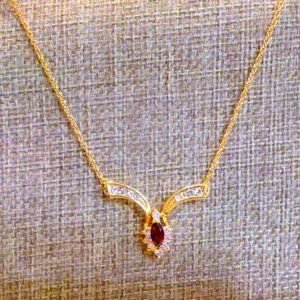 Vintage Signed JC Gold Tone Faux Garnet Rhinestone V  Front Necklace *